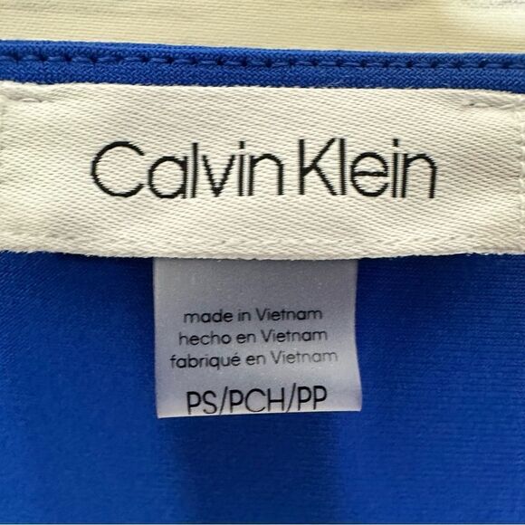 Calvin Klein size XS blue top - Picture 4 of 5